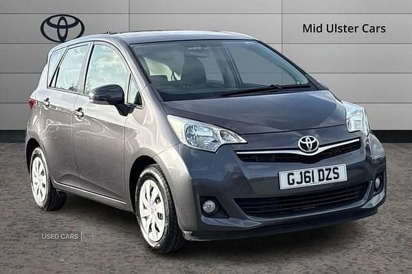 Grey Used 2011 Toyota Verso MPV | £5,995 (Expensive) - Image 1/4