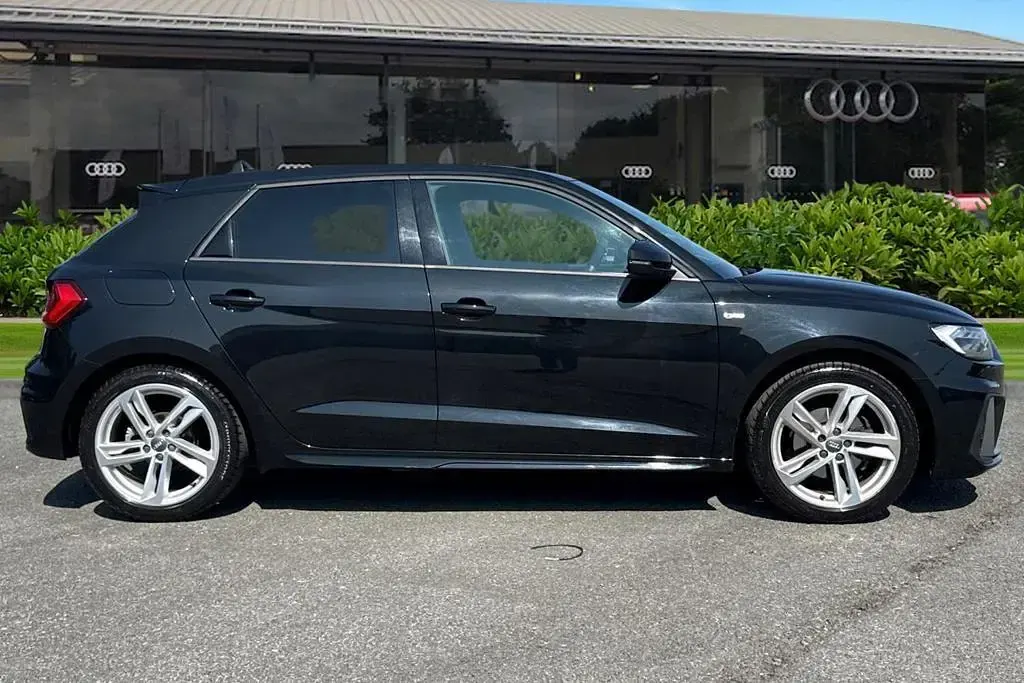 Used Audi A1 S-Line 147 HP (108 kW) 2020 Black SUV