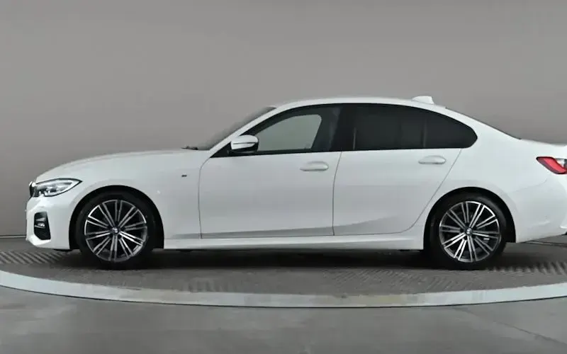 Used BMW 318 M Sport 156 HP (114 kW) 2021 White Sedan