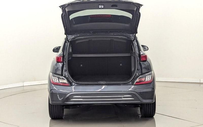 Used Hyundai Kona Premium 100 kW (136 HP) 2022 Grey SUV