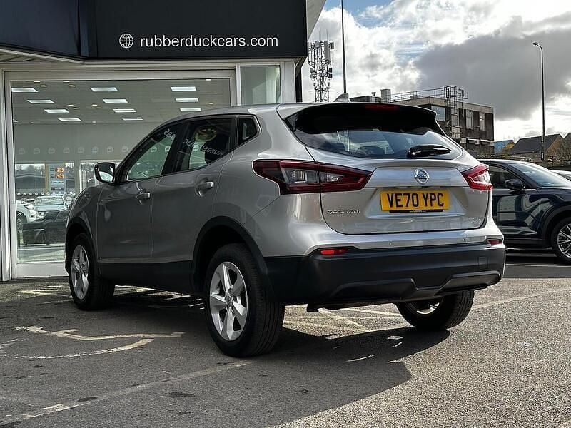 Used Nissan Qashqai Acenta Premium 2021 Silver SUV