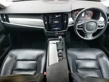 Used Volvo V90 Inscription 235 HP (172 kW) 2017 Blue Estate