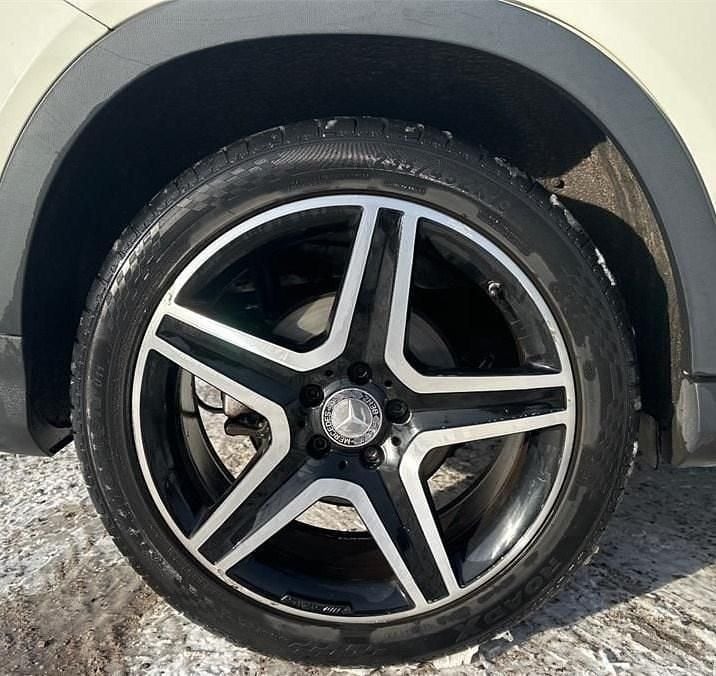 Used Mercedes GLA200 AMG line 2015 Cirrus white SUV