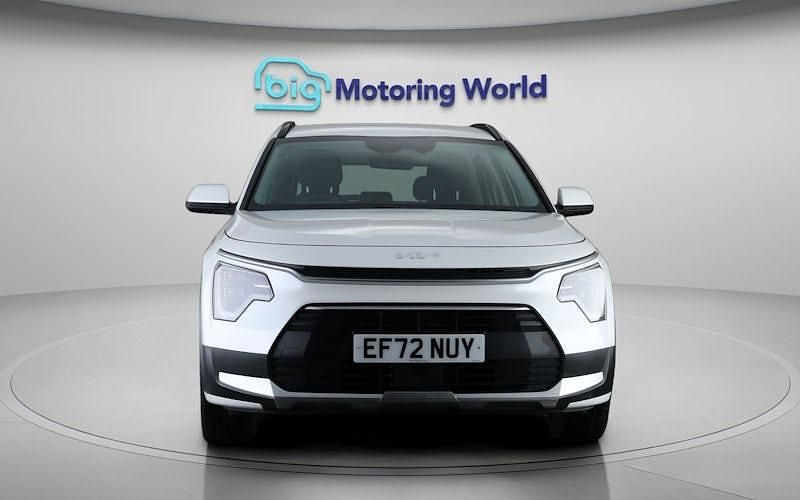 Used Kia Niro 141 HP (103 kW) 2023 White SUV