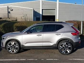 New Volvo XC40 Plus 197 HP (144 kW) 2025 Silver SUV