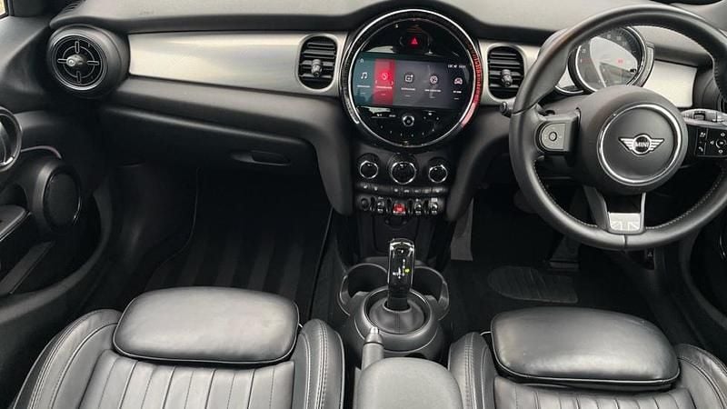 Used Mini Cooper Exclusive 134 HP (98 kW) 2022 Grey Hatchback