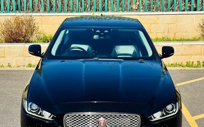 Used Jaguar XE Portfolio 179 HP (131 kW) 2019 Sedan