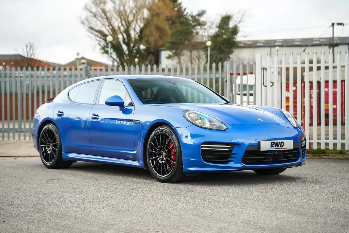 Used Porsche Panamera 2016 Blue Hatchback
