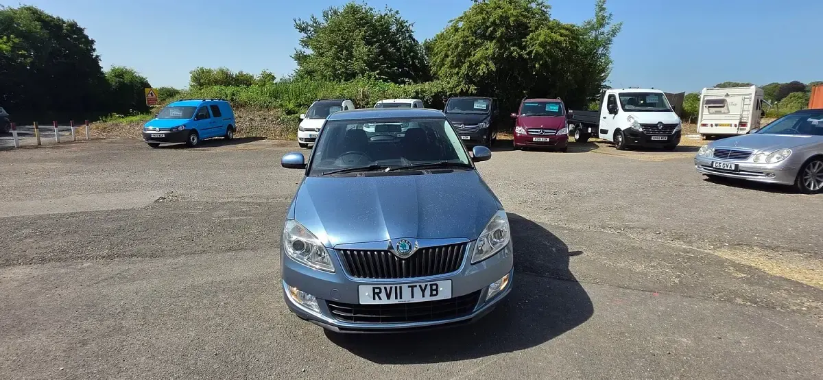 Used Skoda Fabia Elegance 105 HP (77 kW) 2011 Grey Hatchback