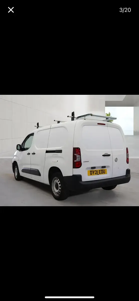 Used Vauxhall Combo 100 HP (73 kW) 2021 White MPV