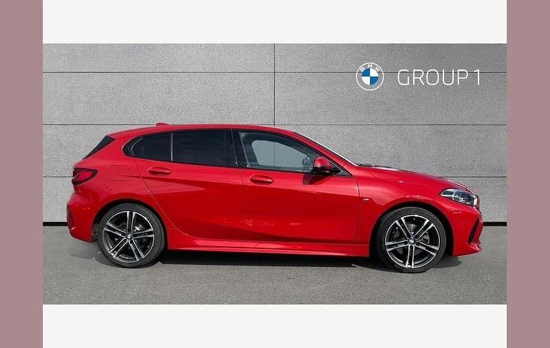 Used BMW 118 M Sport 136 HP (100 kW) 2023 Red Hatchback