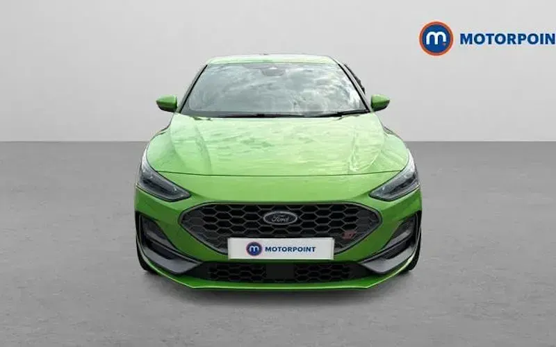 Used Ford Focus ST 280 HP (205 kW) 2023 Green Hatchback