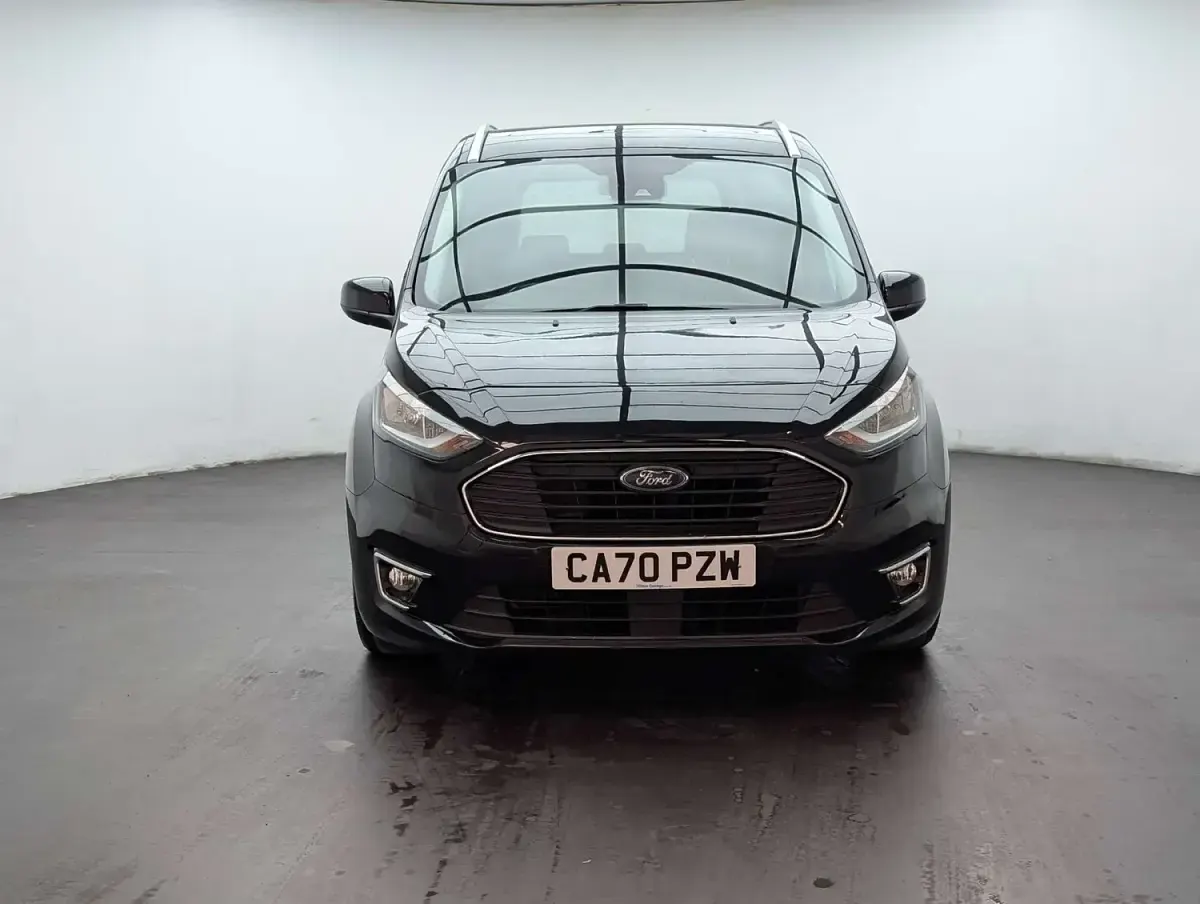 Used Ford Tourneo Connect Titanium 120 HP (88 kW) 2020 Black MPV
