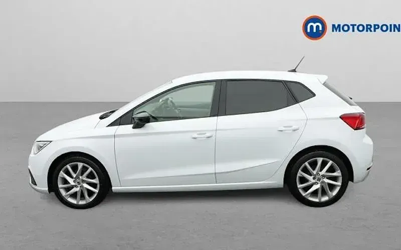 Used Seat Ibiza FR 95 HP (69 kW) 2024 White Hatchback