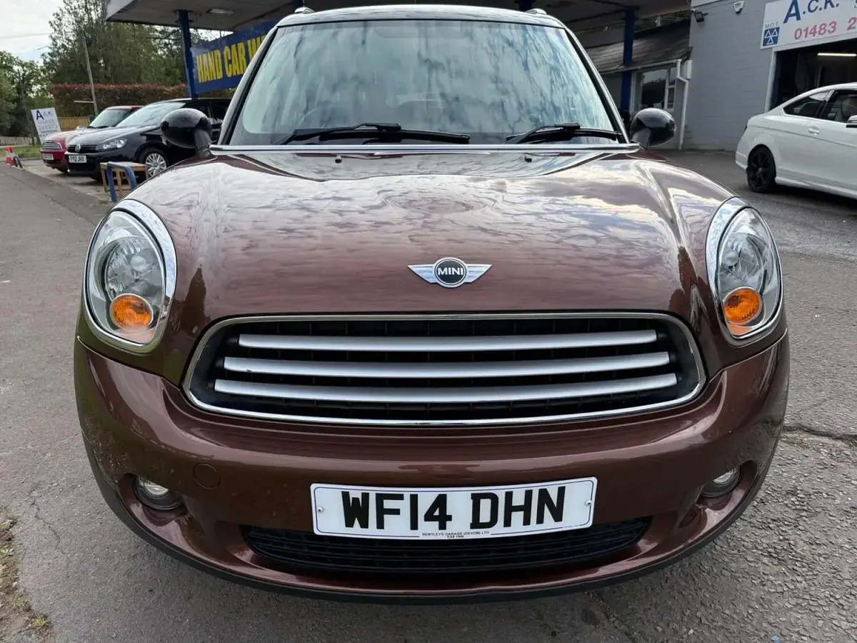 Used Mini Cooper Countryman 122 HP (89 kW) 2014 Brown SUV