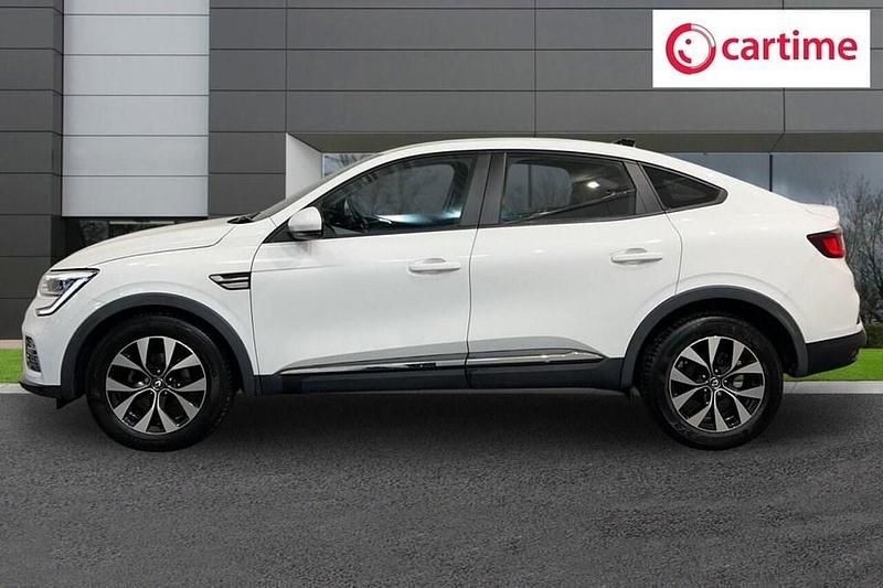 Used Renault Arkana Iconic 140 HP (102 kW) 2021 White SUV