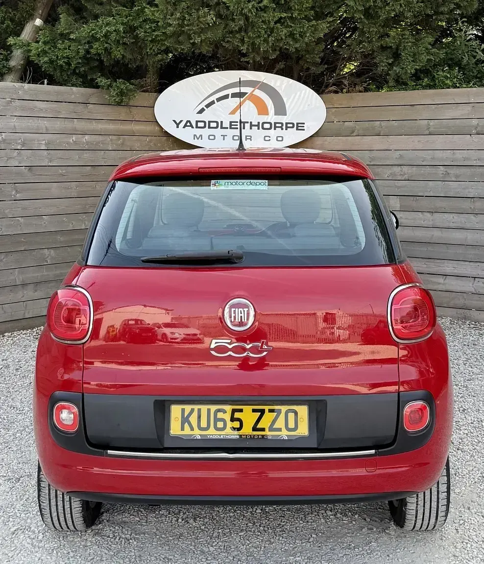 Used Fiat 500L Pop Star 95 HP (69 kW) 2015 Red MPV