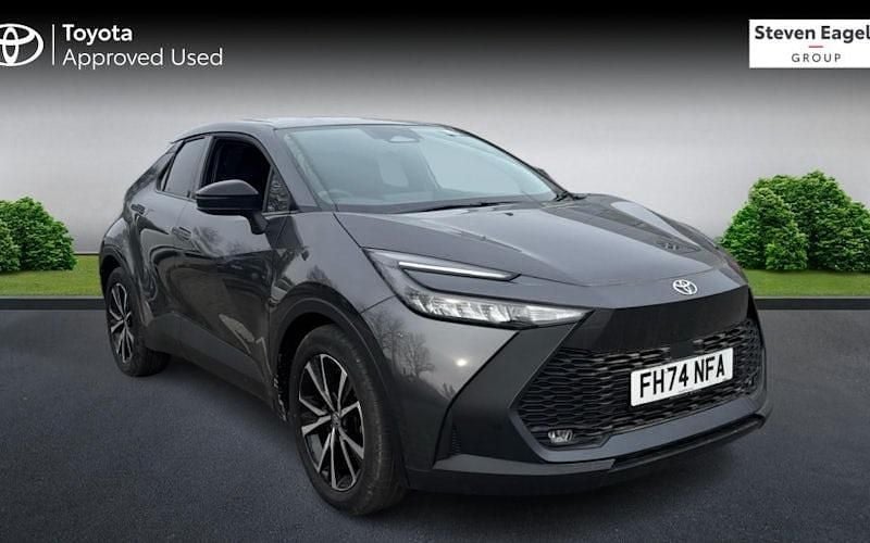 Usado Toyota C-HR Design 140 HP (102 kW) 2026 SUV