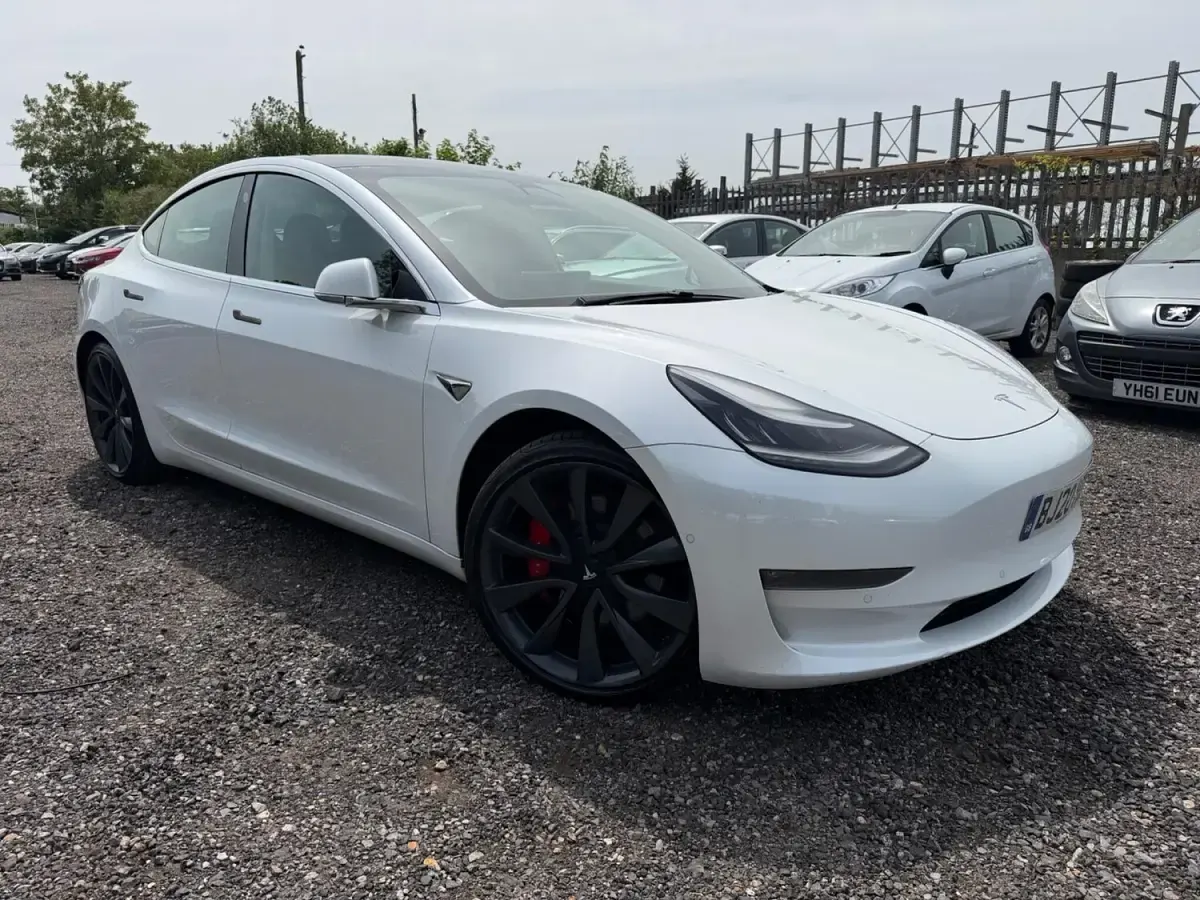 Used Tesla Model 3 Performance 461 kW (627 HP) 2020 White Sedan