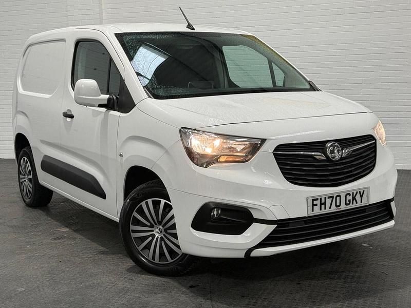 Used Vauxhall Combo Sportive 2020 White MPV