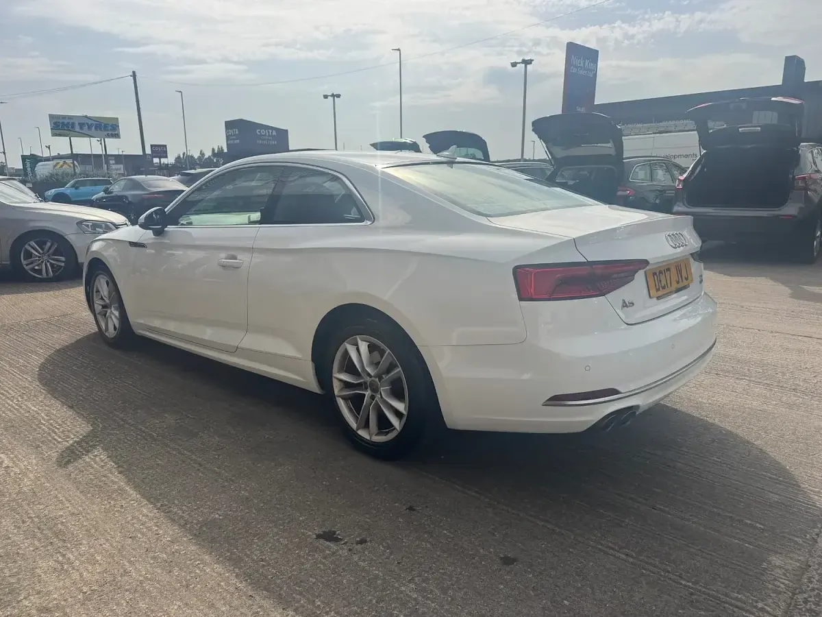 Used Audi A5 Sport 190 HP (139 kW) 2017 White Coupe