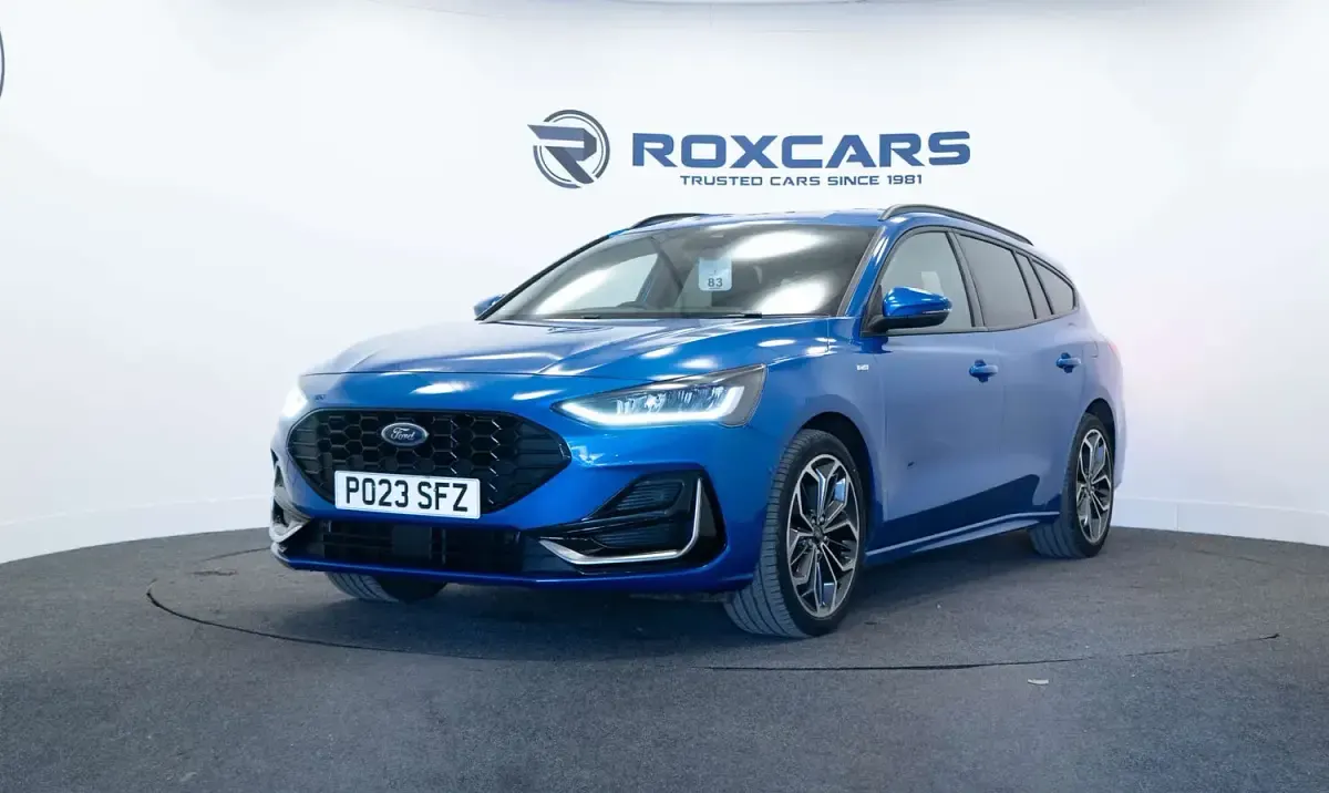 Used Ford Focus ST-Line 125 HP (91 kW) 2023 Blue Estate