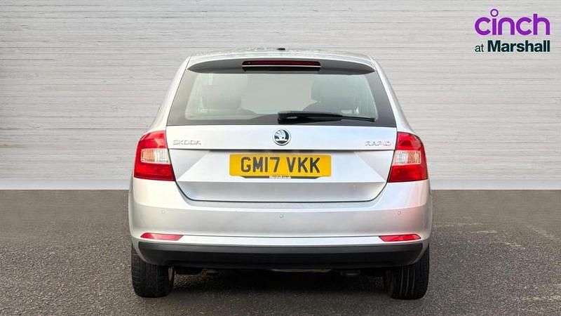 Used Skoda Rapid SE 90 HP (66 kW) 2017 Silver Hatchback