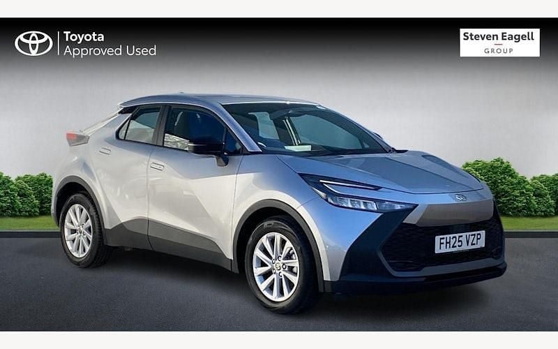 Used Toyota C-HR 140 HP (102 kW) 2026 SUV