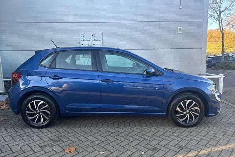 Used VW Polo Life 95 HP (69 kW) 2022 Blue Hatchback