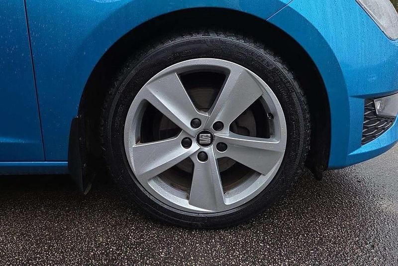 Used Seat Leon FR 125 HP (91 kW) 2016 Blue Estate