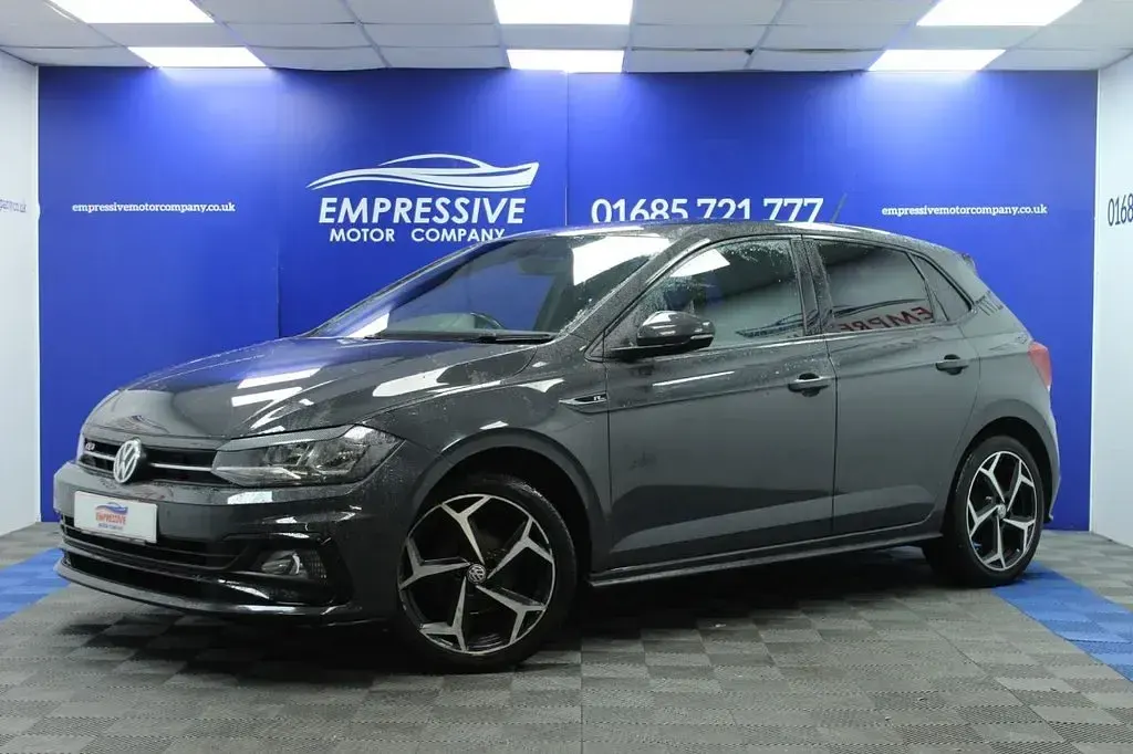 Used VW Polo R-line 95 HP (69 kW) 2019 Grey Hatchback