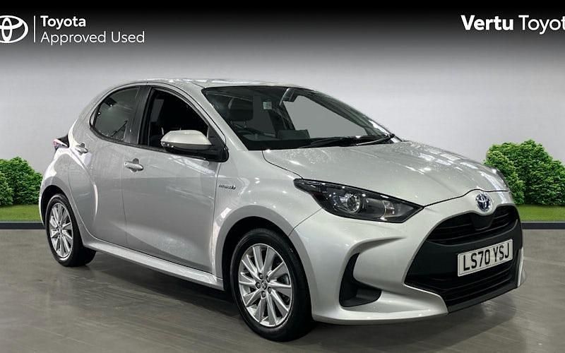 Used Toyota Yaris Hybrid 116 HP (85 kW) 2025 Hatchback