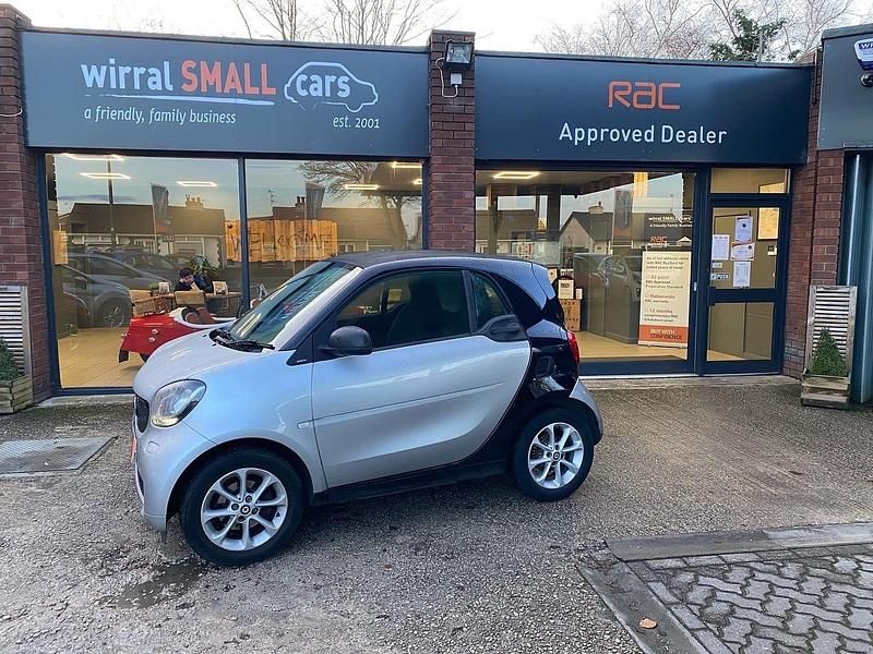 Black Used 2018 Smart ForTwo Coupé Passion Coupe | £6,999 (Fair price) - Image 1/4