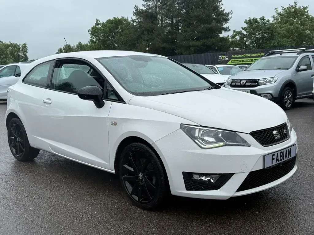 Used Seat Ibiza FR Sport 110 HP (80 kW) 2016 White Coupe