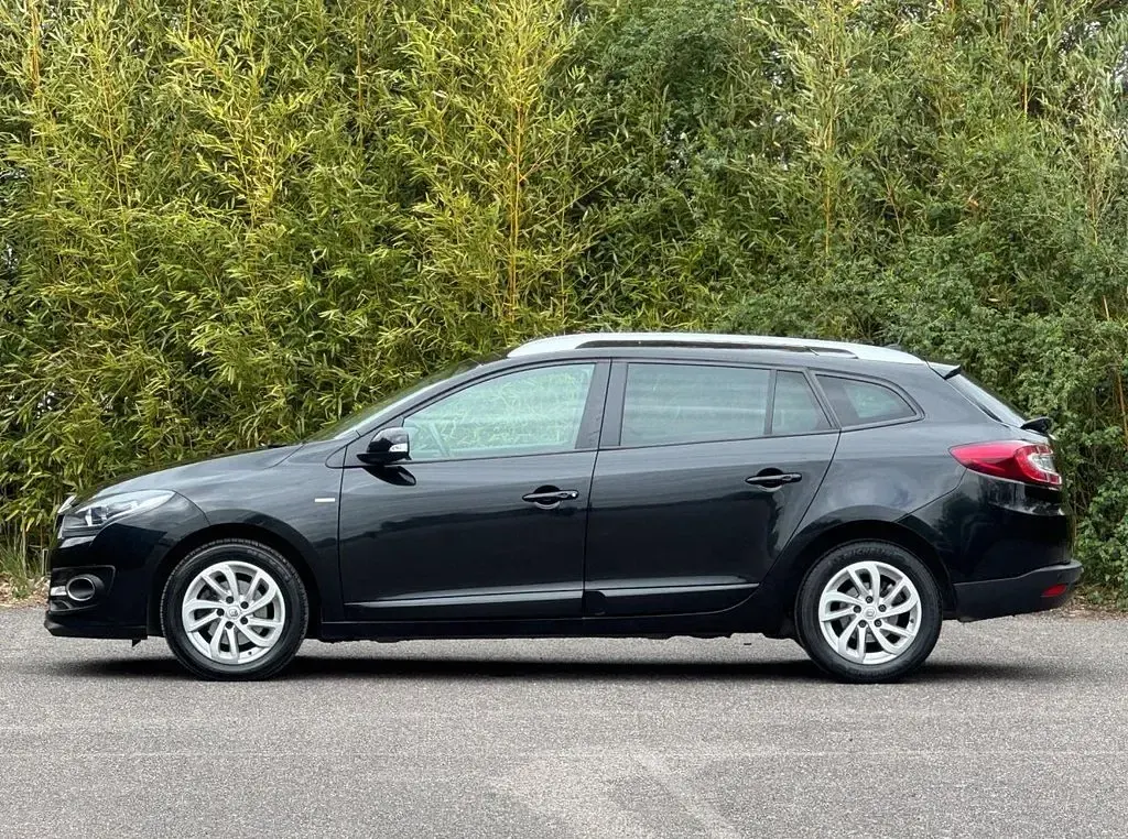 Used Renault Mégane GrandTour LIMITED 110 HP (80 kW) 2015 Black Estate