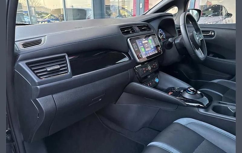 Used Nissan Leaf Tekna 160 kW (218 HP) 2022 Black Hatchback