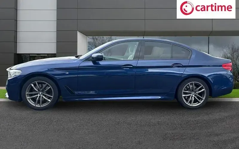 Used BMW 520 M Sport 184 HP (135 kW) 2020 Blue Sedan