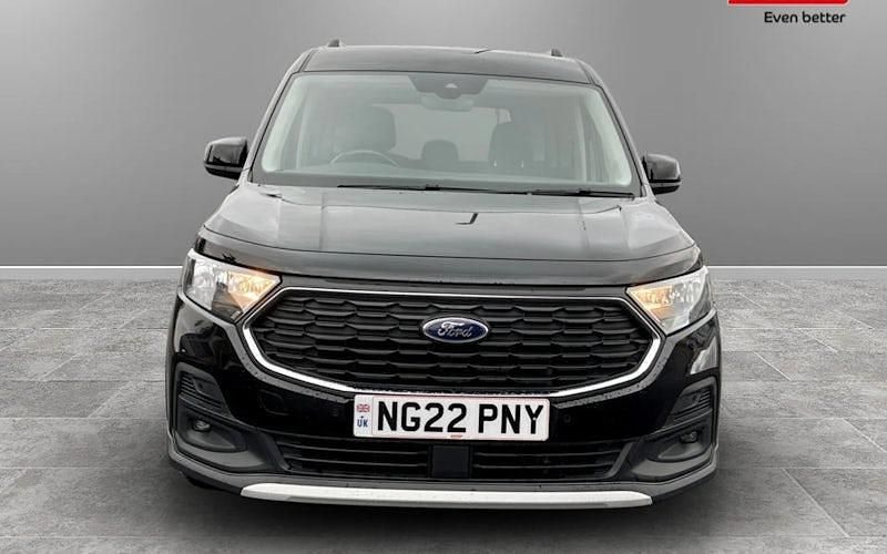 Used Ford Tourneo Active 122 HP (89 kW) 2024 Estate