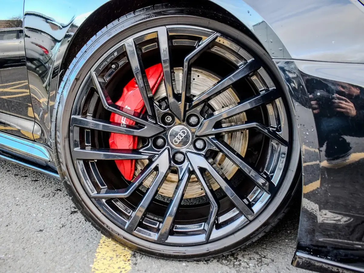 Used Audi RS4 Comfort 450 HP (330 kW) 2022 Black Estate