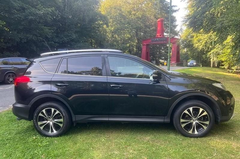Black Used 2015 Toyota RAV4 SUV | £7,999 (Expensive) - Image 1/1
