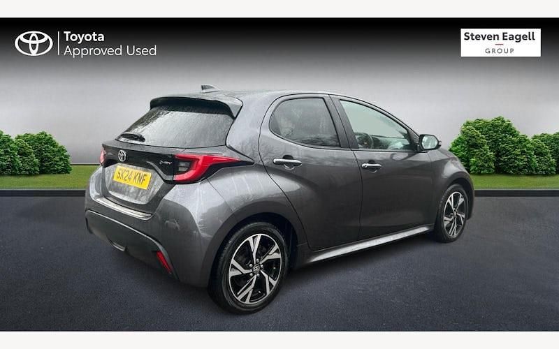 Used Toyota Yaris Hybrid Design 116 HP (85 kW) 2025 Hatchback