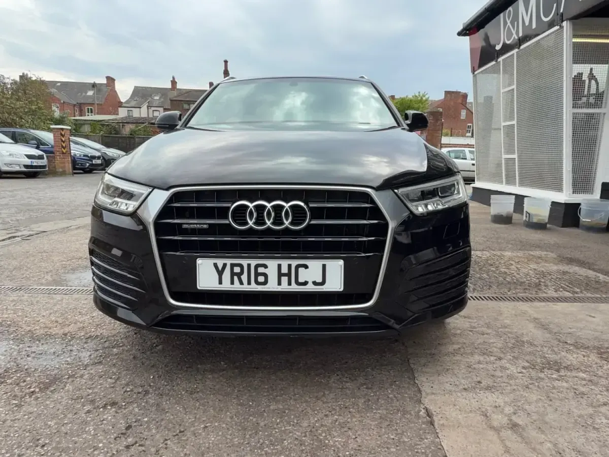 Używany Audi Q3 S-line plus 2016 Czarny SUV