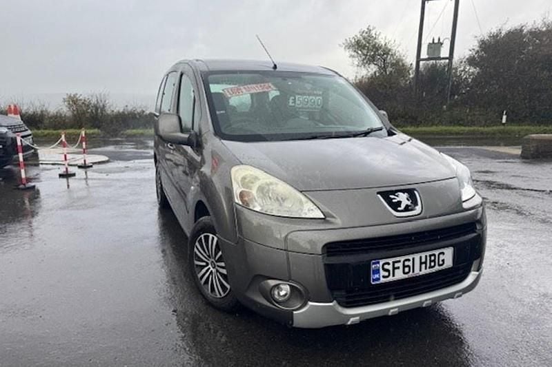 Used 2011 Peugeot Partner Tepee S MPV | £4,950 (Good price) - Image 1/1