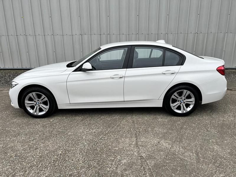 Used BMW 320 Sport Line 2016 White Sedan