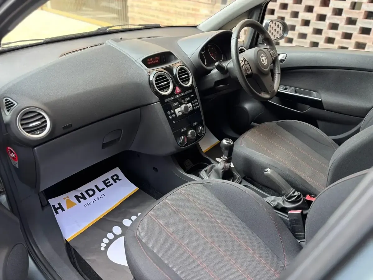 Usado Vauxhall Corsa 2014 Prateado Citadino