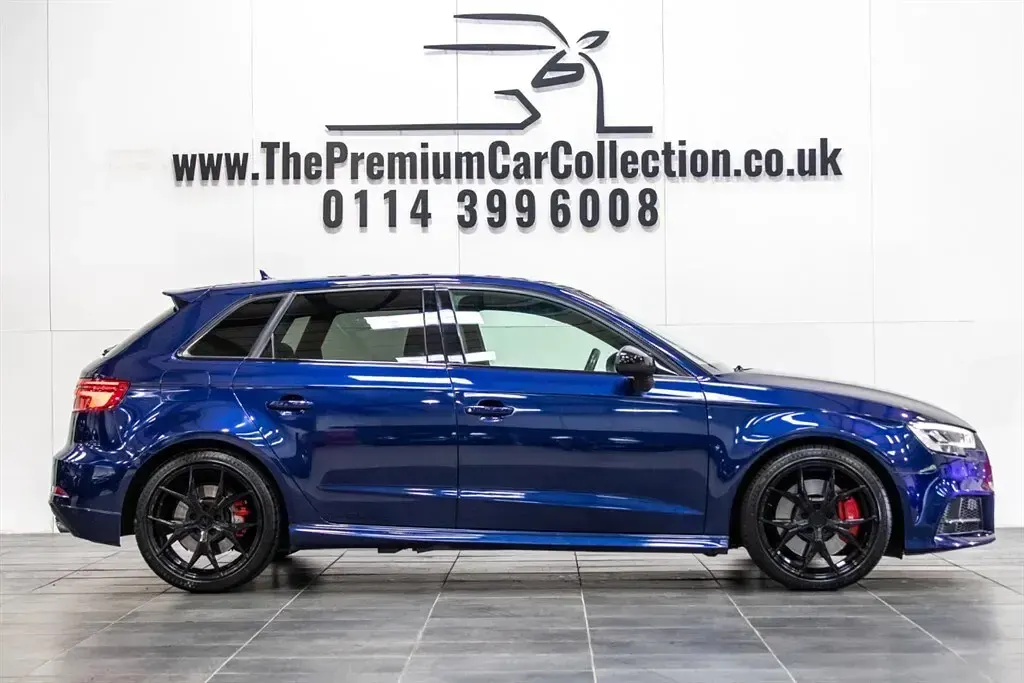 Begagnad Audi S3 Sportback Black Edition 2018 Blå Halvkombi