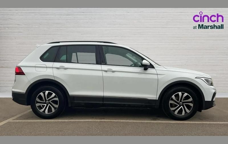Used VW Tiguan Active 147 HP (108 kW) 2022 White SUV