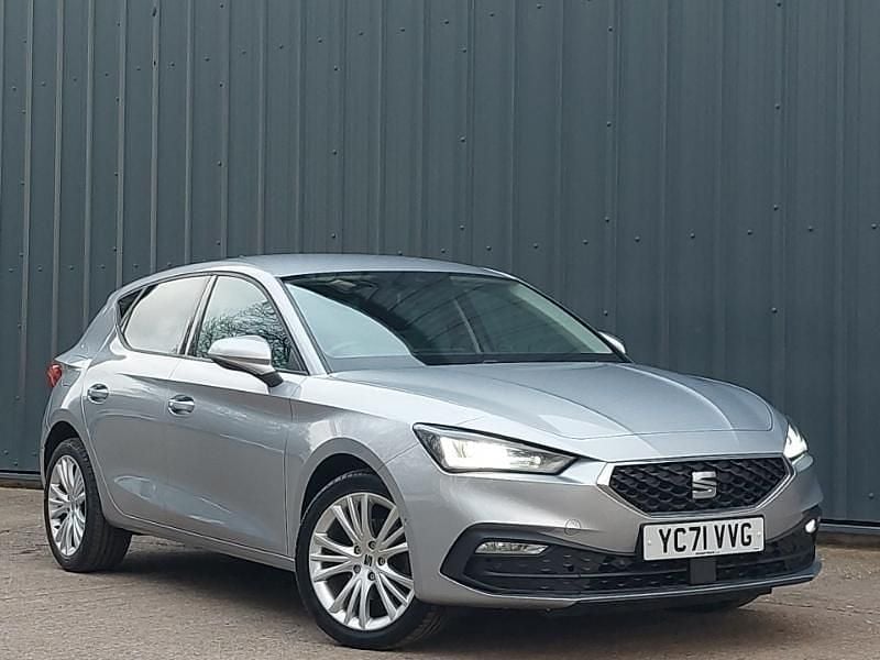 Used Seat Leon SE Dynamic 110 HP (80 kW) 2022 Silver Hatchback