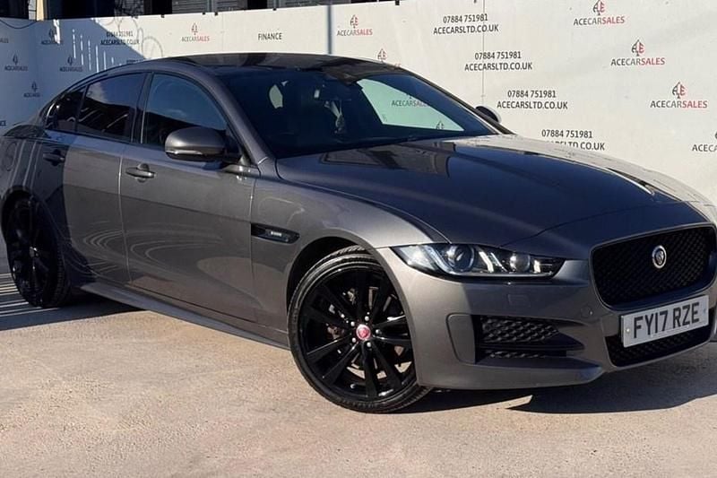 Used Jaguar XE R-Sport 180 HP (132 kW) 2017 Grey Sedan
