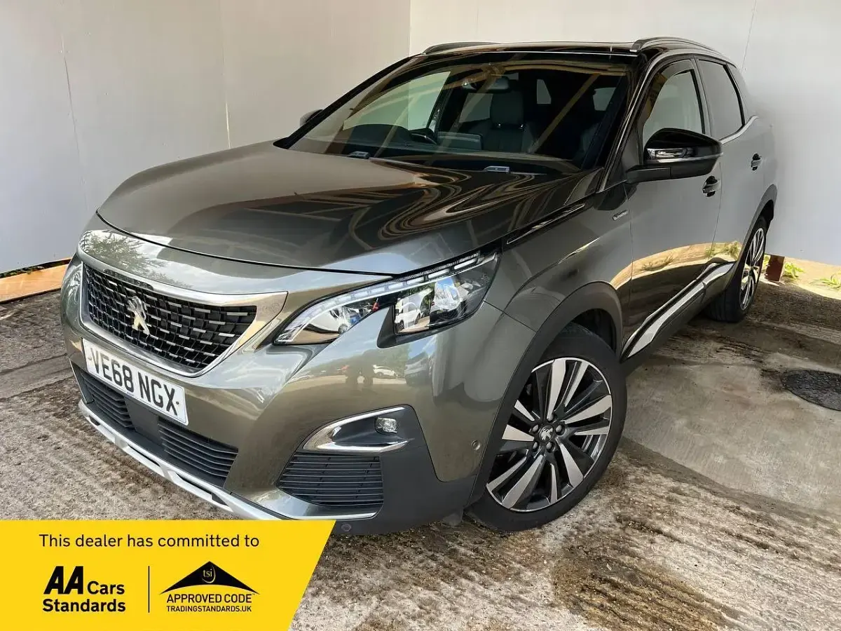 Used Peugeot 3008 Premium 180 HP (132 kW) 2019 Grey SUV